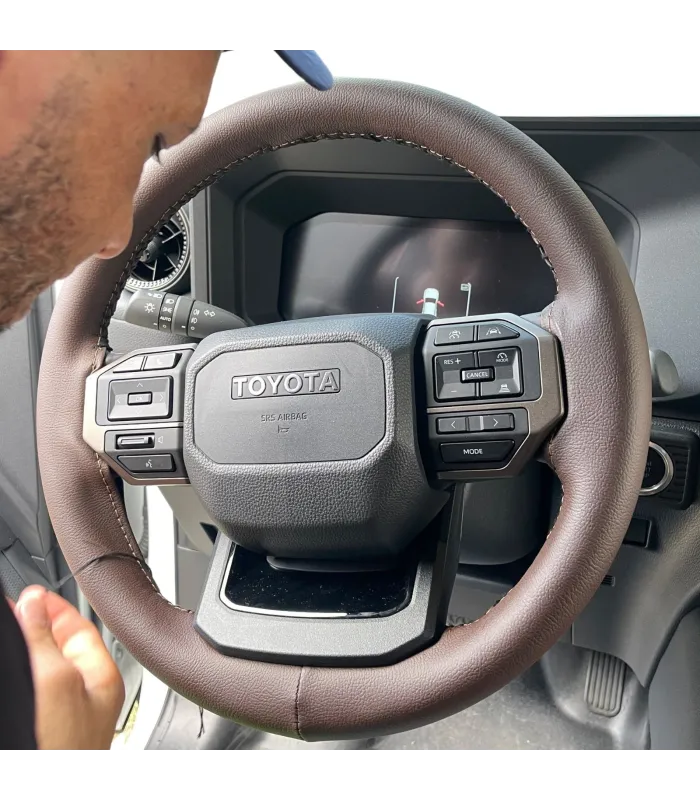 Forro Guía Instalado en Toyota Prado 2025