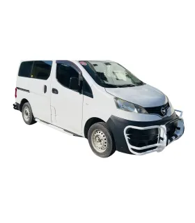 Defensa Delantera Nissan NV200
