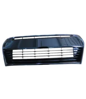 Detalle Material Parrilla Inferior Toyota Corolla S ABS Negro