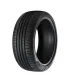 Neumático 225/55R17 Cosmo MuchoMachos de Ultra Alto Rendimiento (UHP) con índice de velocidad 101W.