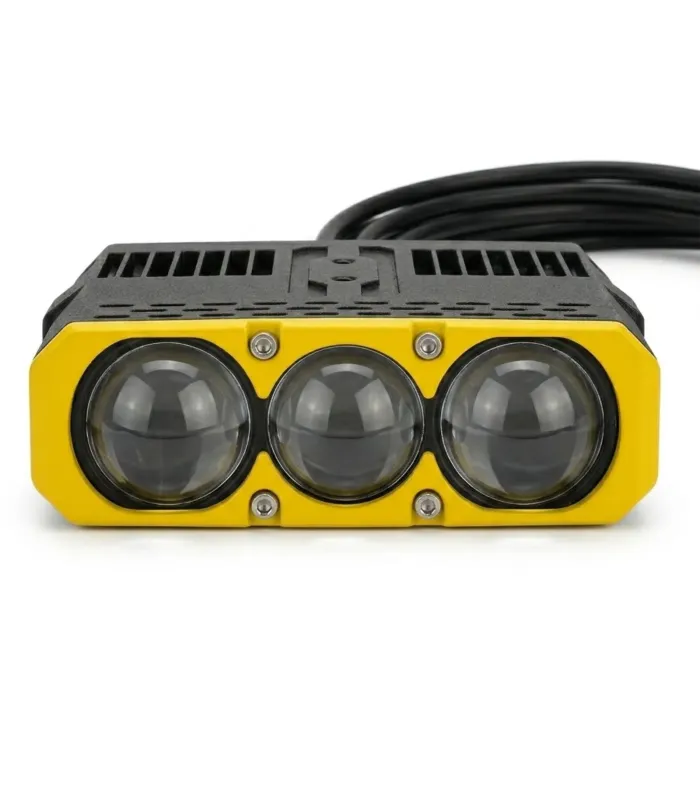 Foco Proyector Focus LED P02 Laser 210W 60000 Lumenes Luz Auxiliar LED Blanca 6000K para Autos Motos Off Road IP68