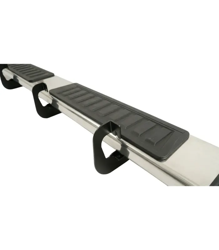 Estribos Laterales Cromados Estilo OEM Chevrolet Silverado 2019 2020 2021 2022 2023 2024 con Montura Incluida Detalle