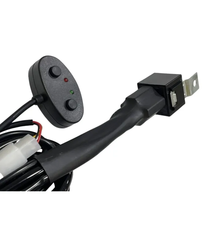 Arnés de Relay Reforzado 40A 12V con Switch Botón Encendido para Luces Barras LED Auxiliares APLLED-OX Detalle switch