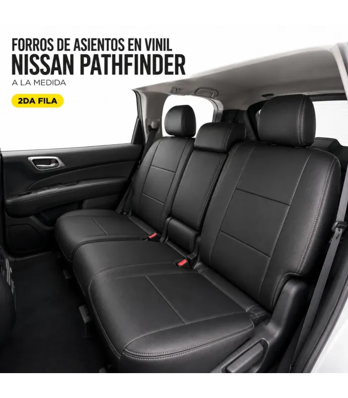 Interior Nissan Pathfinder con forros de asientos leatherette a la medida