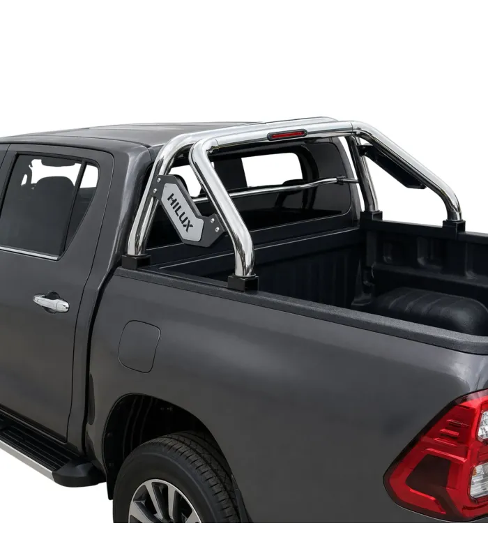 Barra antivuelco Roll Bar para Toyota Hilux 2005-2027, muestra instalación en Hilux 2026
