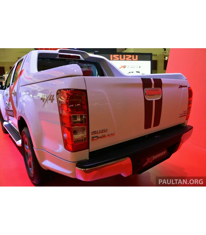 Isuzu D-Max 2012-2015 Farol EsquineroTrasero izquierdo o derecho Tipo Original 