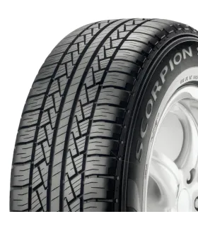 Goma 235/55R17 Pirelli Scorpion STR con Montura y Alineación Gratis en Santo Domingo