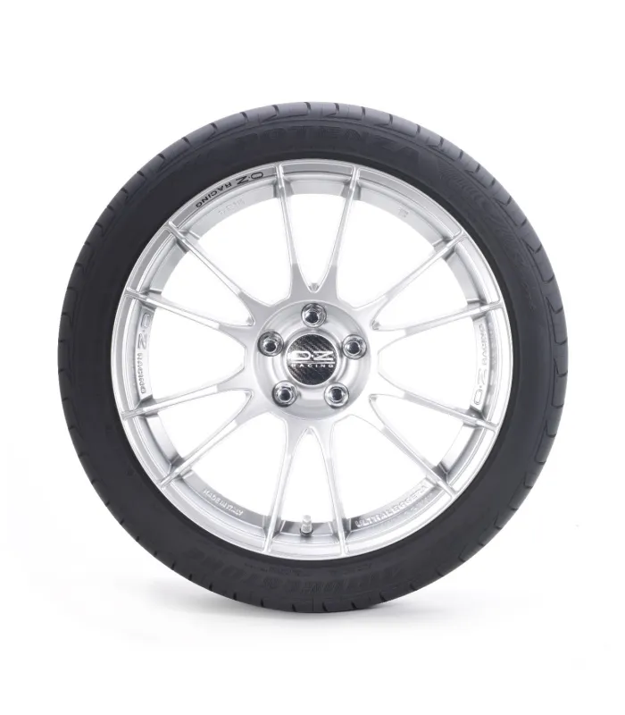 Goma 205/55R16 Bridgestone Potenza RE760 Sport Neumático de Alto Rendimiento con Montura Gratis en Santo Domingo